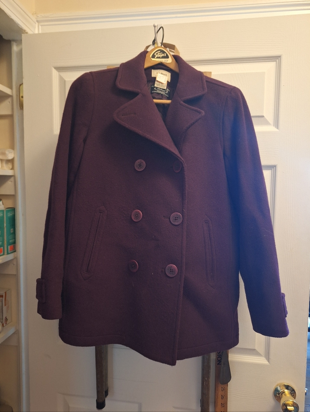 Womens L.L.Bean Peacoat Size 6.